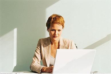 《末日地带2》Steam正式推出 末世生存据点建造